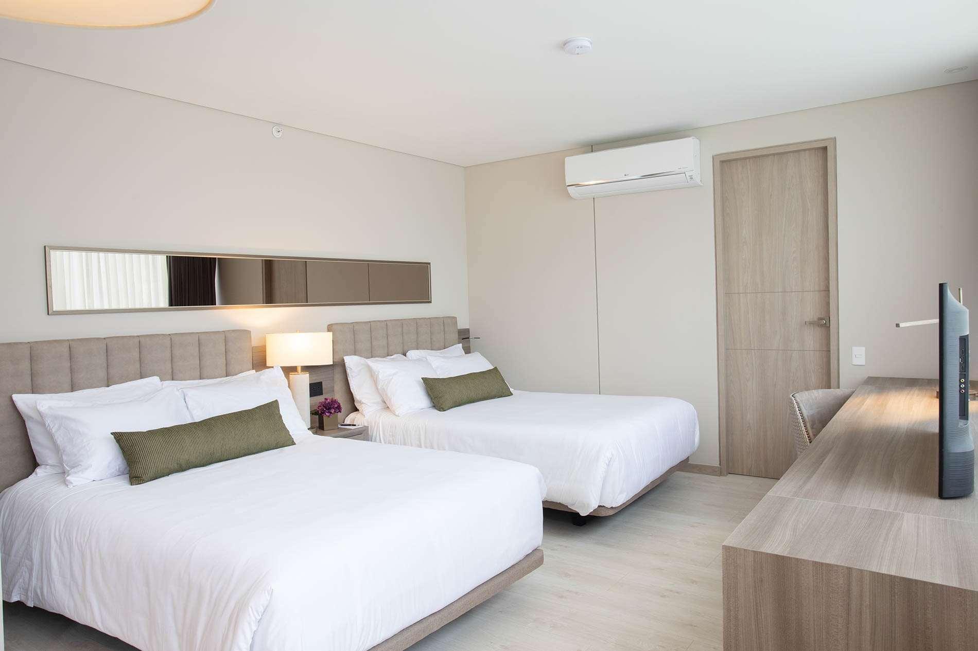Hotel York Luxury Suites Medellin By Preferred Extérieur photo A room at the hotel