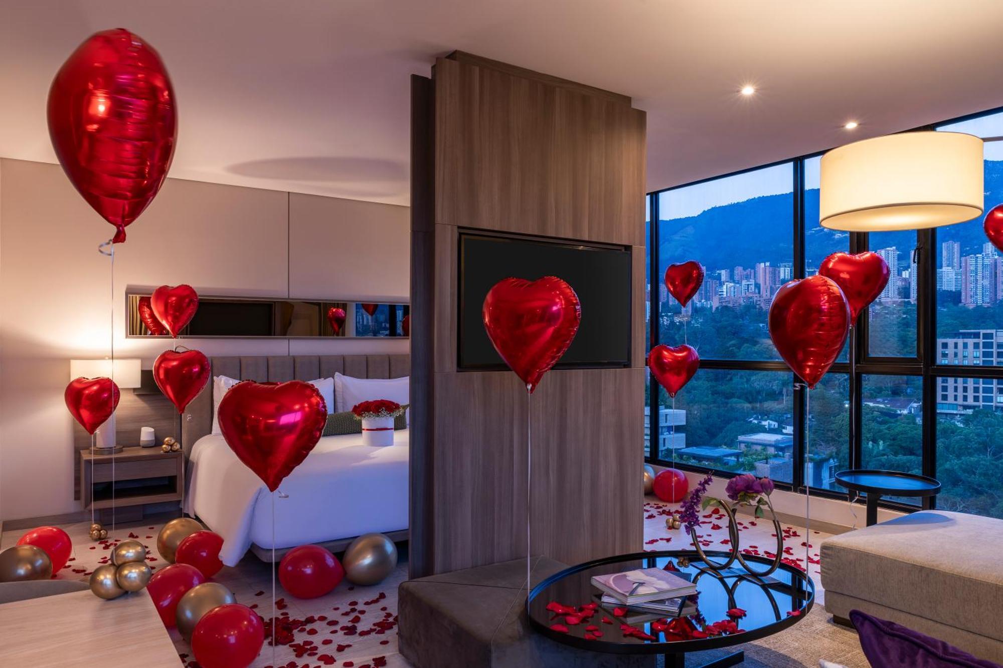 Hotel York Luxury Suites Medellin By Preferred Extérieur photo A room at the hotel